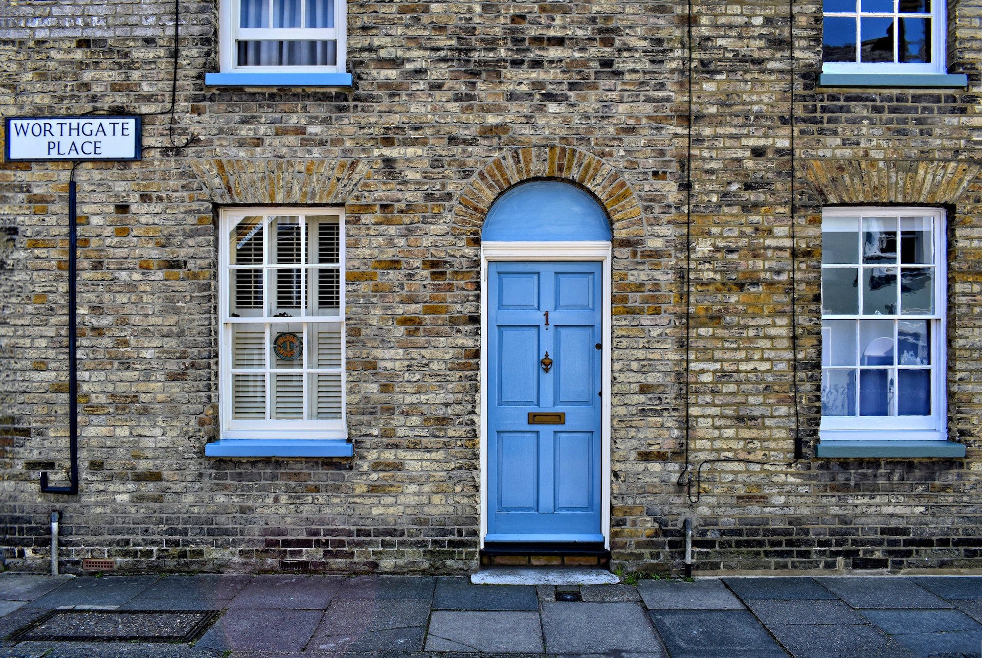 how-property-surveyors-can-make-more-profit-by-hiring-a-virtual